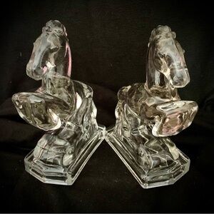 🎠Vintage Clear Glass Horse Bookends – Rearing Horse Figures – Heavy Pair